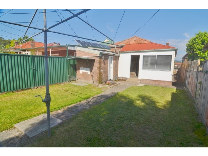 33 Calero Street, Lithgow NSW 2790