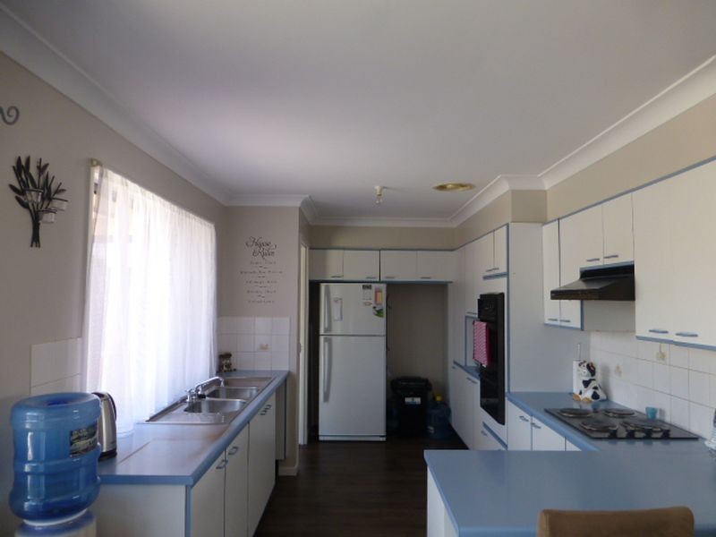 15 Inner Cres, Lithgow NSW 2790