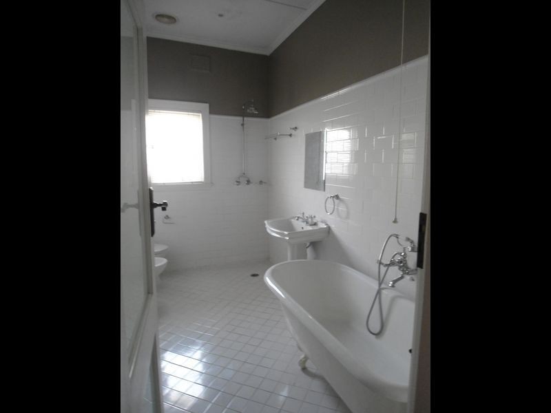 19 Malvern Strret, Lithgow NSW 2790