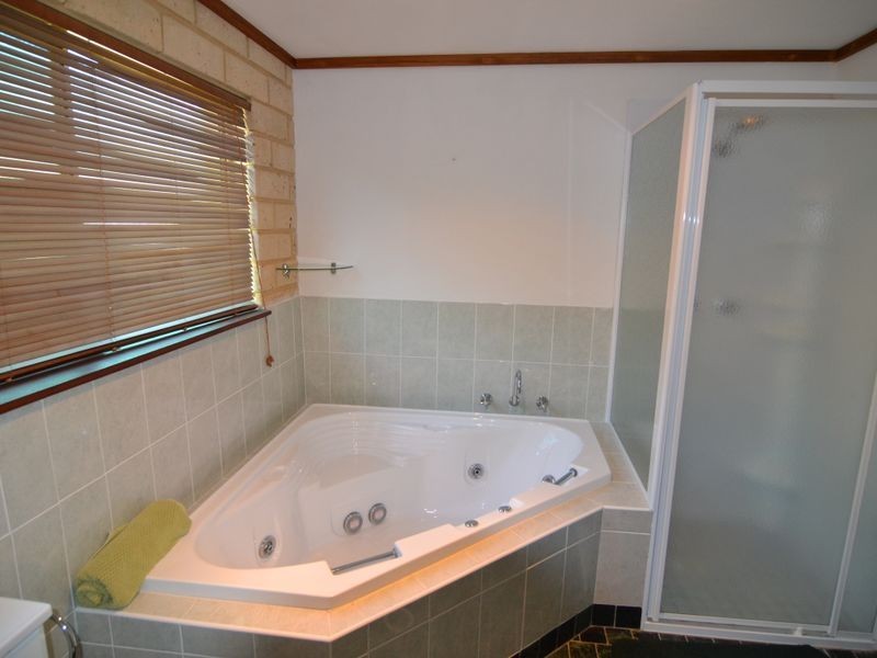 4 Pinegrove Avenue, Wallerawang NSW 2845