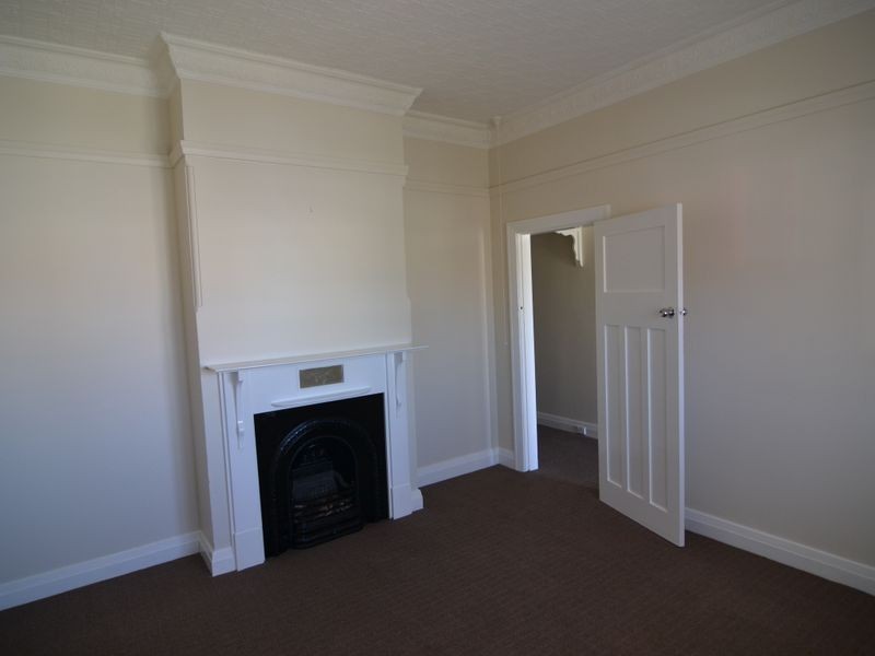 15 Hayley Street, Lithgow NSW 2790