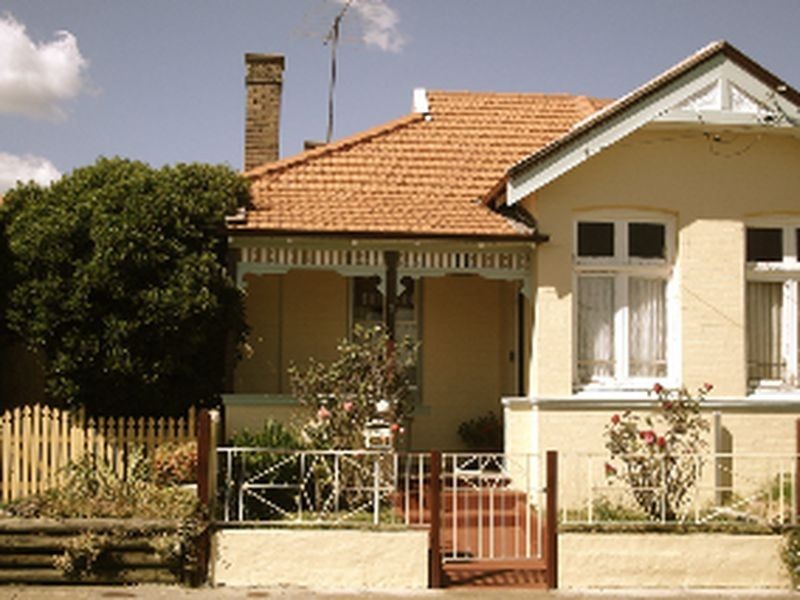 27 Hayley Street, Lithgow NSW 2790