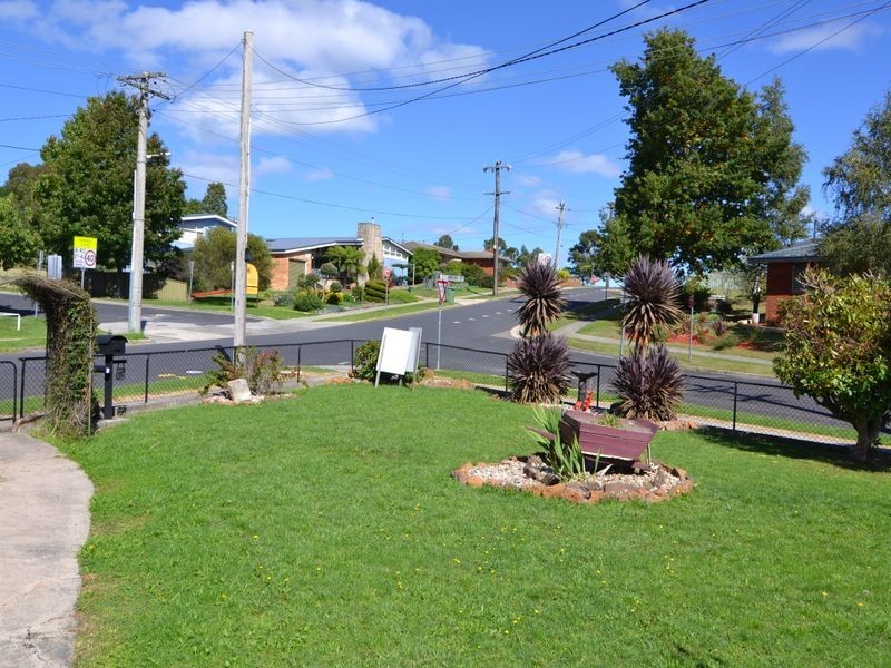 50 Amiens Street, Lithgow NSW 2790