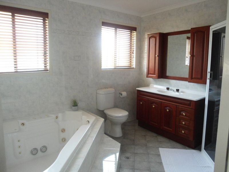 121 Hassans Walls Road, Lithgow NSW 2790