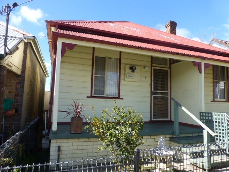 5 John Street, Lithgow NSW 2790