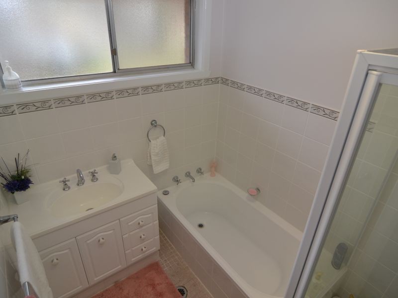 21 Wattle Grove, Lithgow NSW 2790