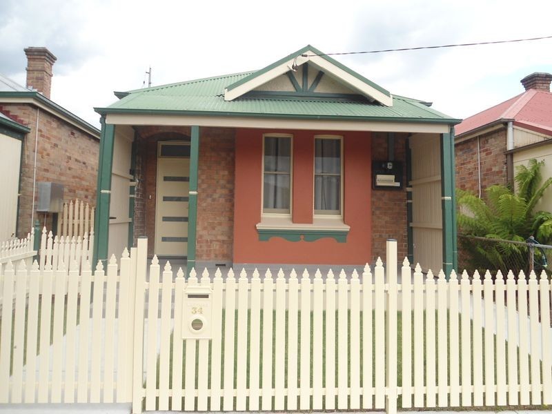 34 Laurence Street, Lithgow NSW 2790