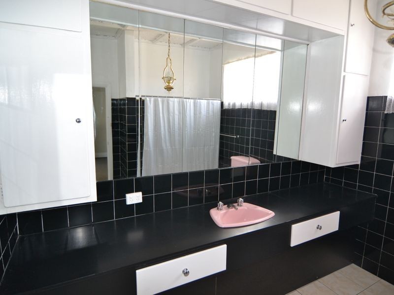 11 Macauley Street, Lithgow NSW 2790