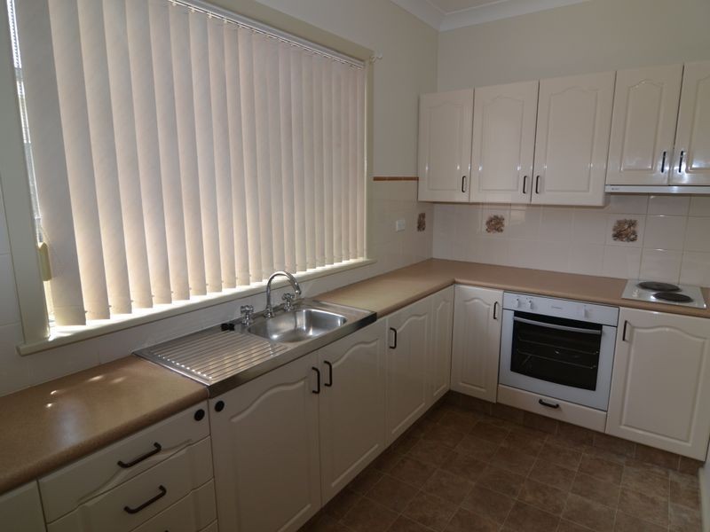 19 Enfield Avenue, Lithgow NSW 2790