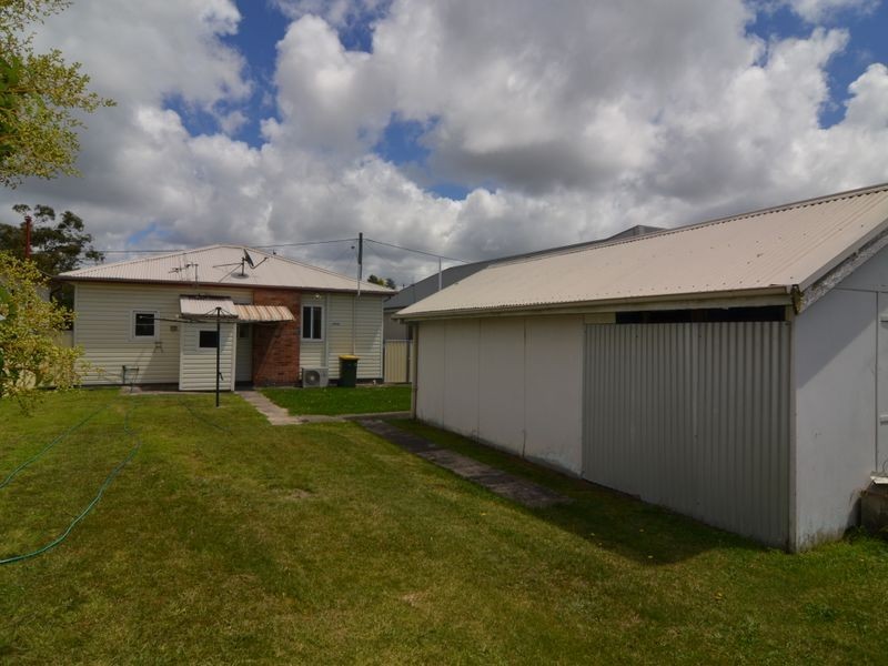 19 Enfield Avenue, Lithgow NSW 2790