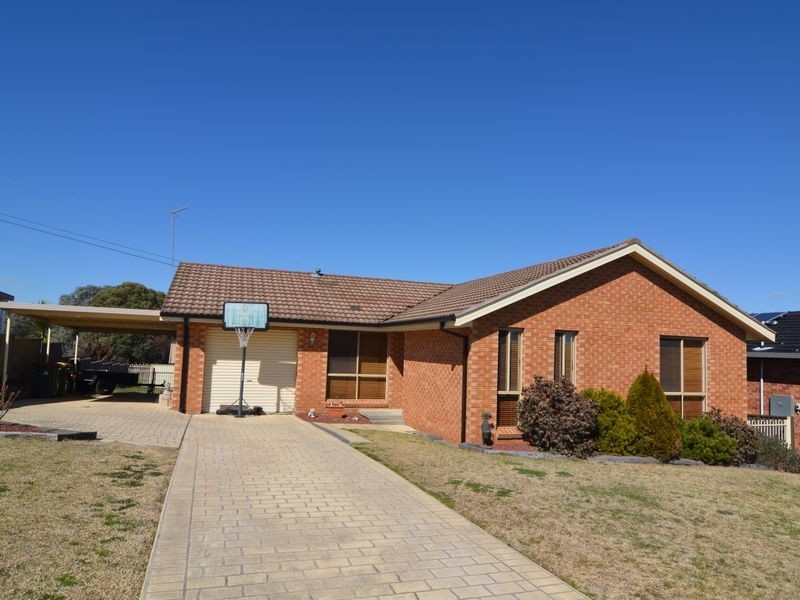 12 Pindari Place, Wallerawang NSW 2845