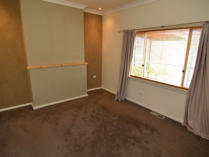 4 Pozieres Street, Lithgow NSW 2790