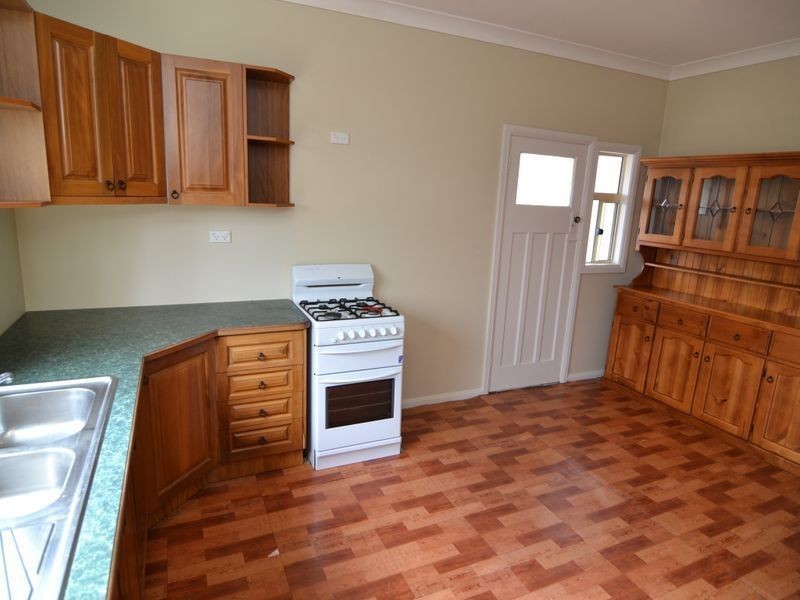 4 Pozieres Street, Lithgow NSW 2790