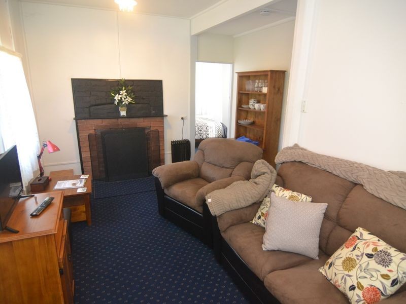 27 Mills Street, Lithgow NSW 2790