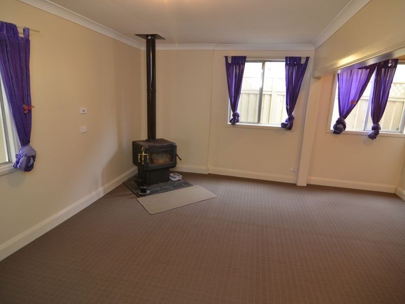 27 Tank Street, Lithgow NSW 2790