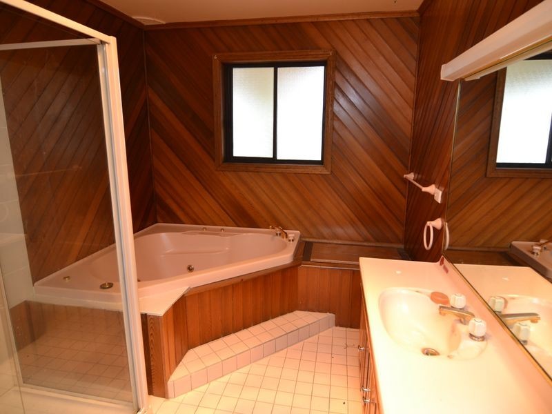 35 Chifley Road, Lithgow NSW 2790