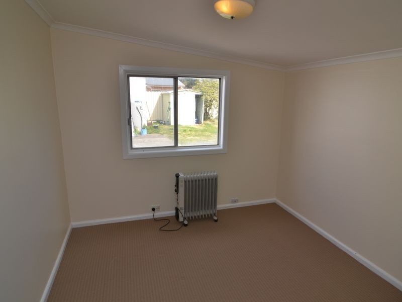 180 Inch Street, Lithgow NSW 2790