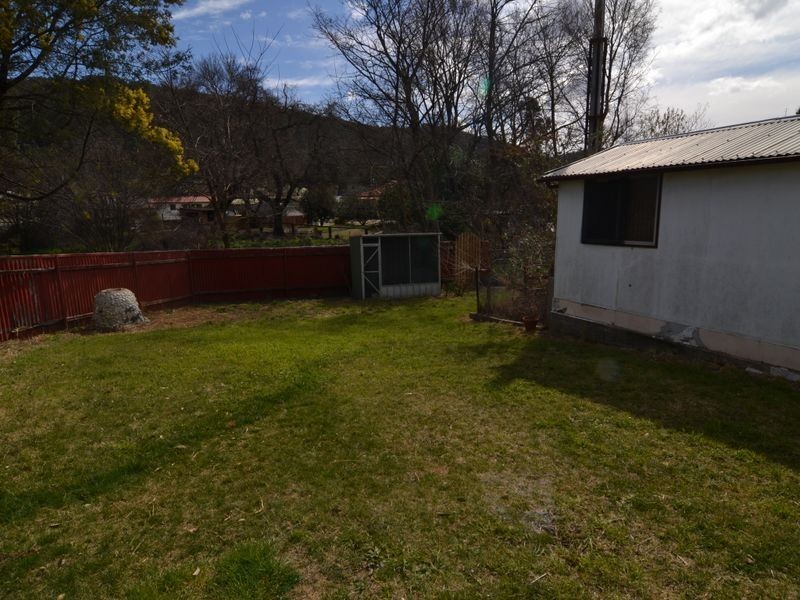 180 Inch Street, Lithgow NSW 2790