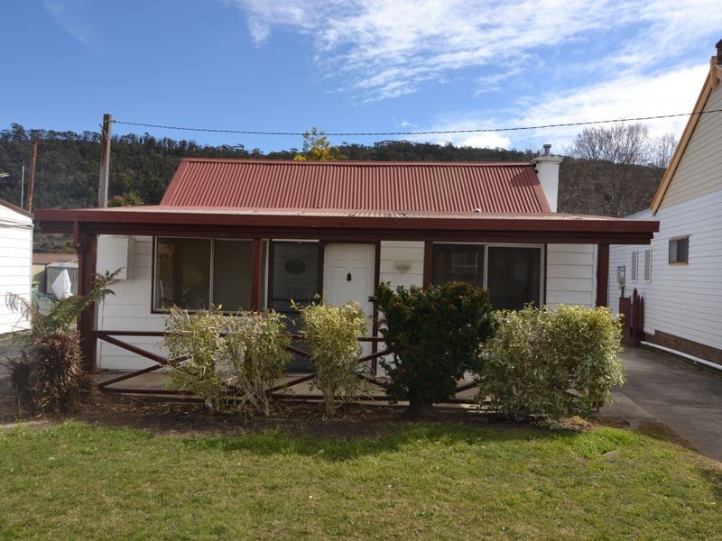 180 Inch Street, Lithgow NSW 2790