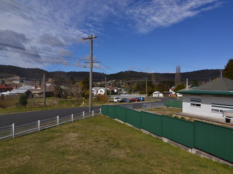 66 Macauley Street, Lithgow NSW 2790