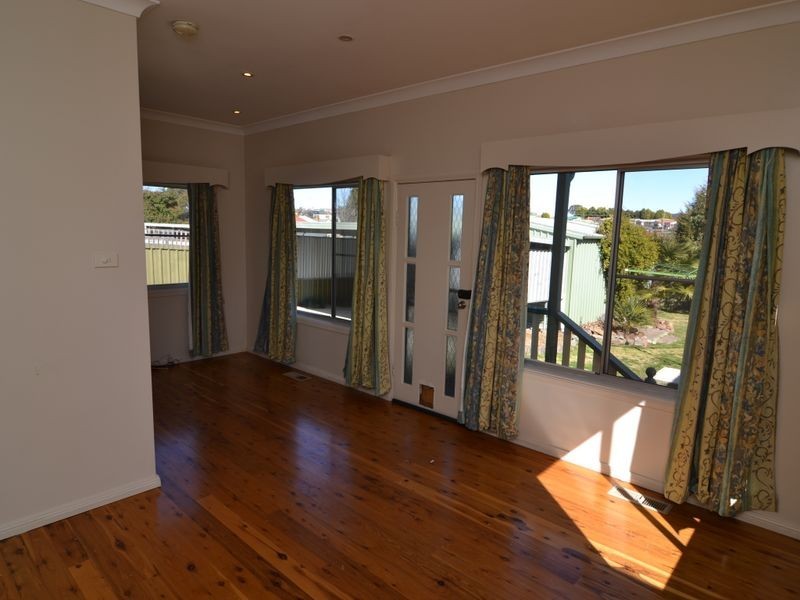 11 Higgins Street, Lithgow NSW 2790