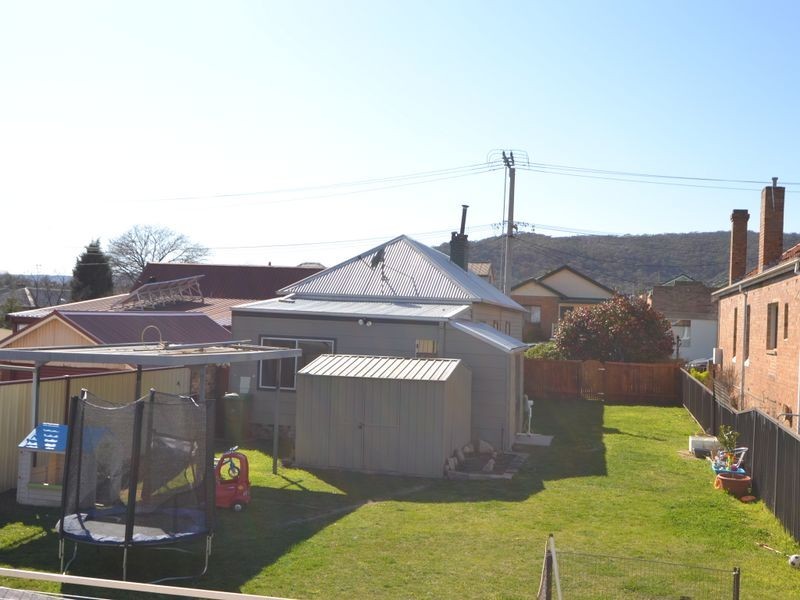 8 Laurence Street, Lithgow NSW 2790