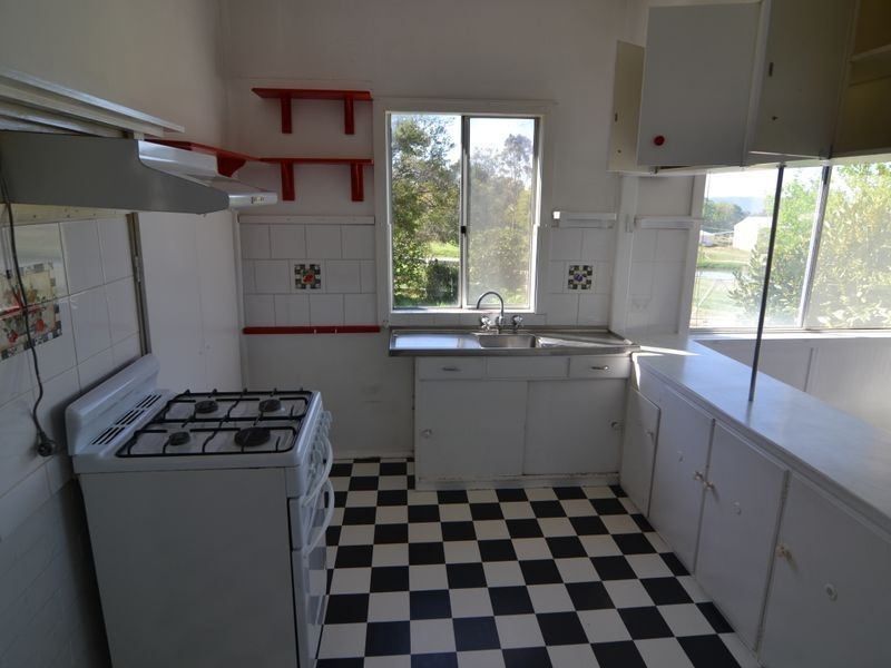 909 Jenolan Caves Road, Hampton NSW 2790