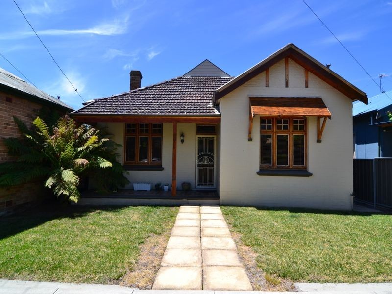 5 Academy Street, Lithgow NSW 2790