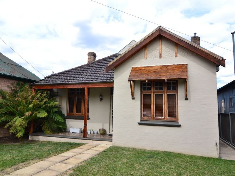 5 Academy Street, Lithgow NSW 2790