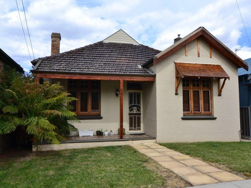 5 Academy Street, Lithgow NSW 2790