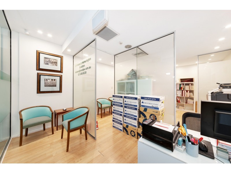 Shop 4/24-30 Springfield Avenue, Potts Point NSW 2011