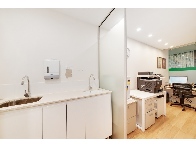 Shop 4/24-30 Springfield Avenue, Potts Point NSW 2011