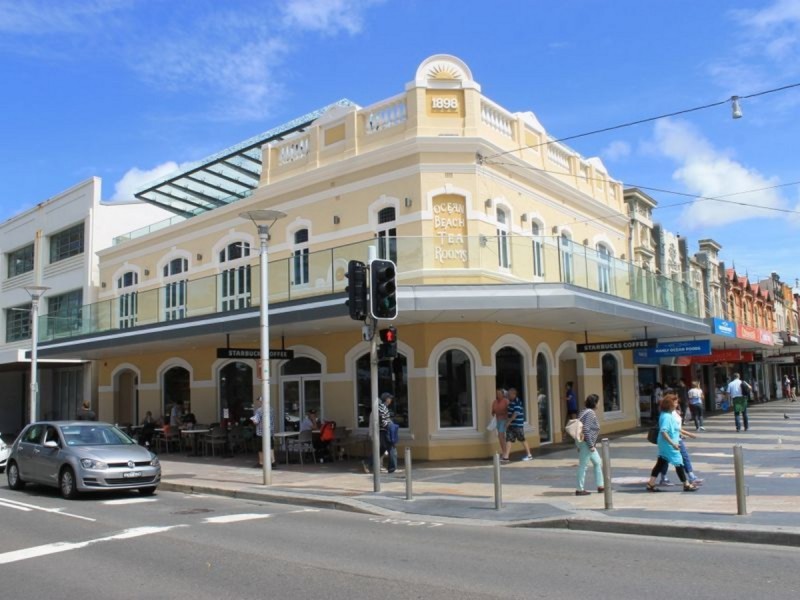 110-112 The Corso, Manly NSW 2095