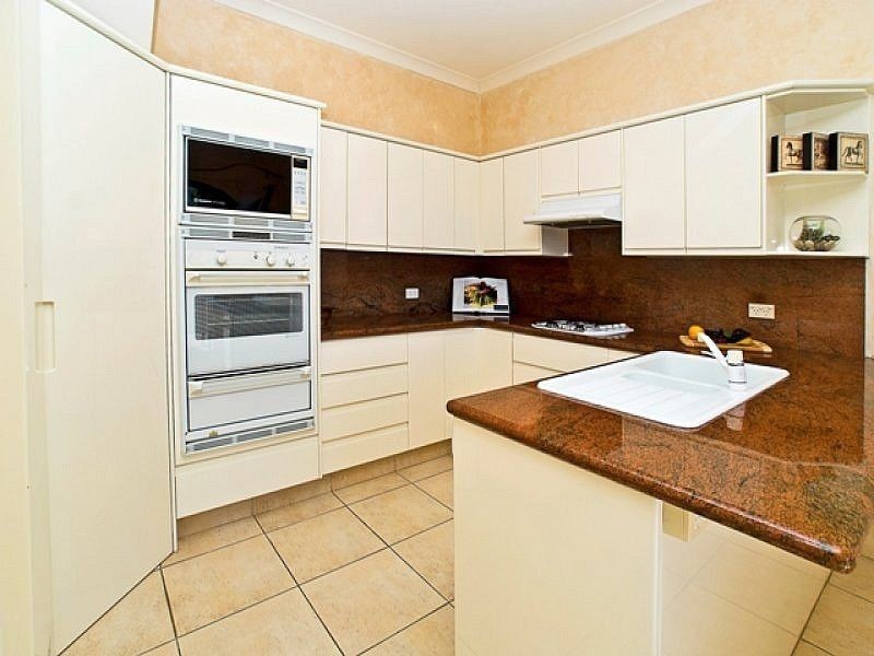 29/3 Lee Road, Runaway Bay QLD 4216