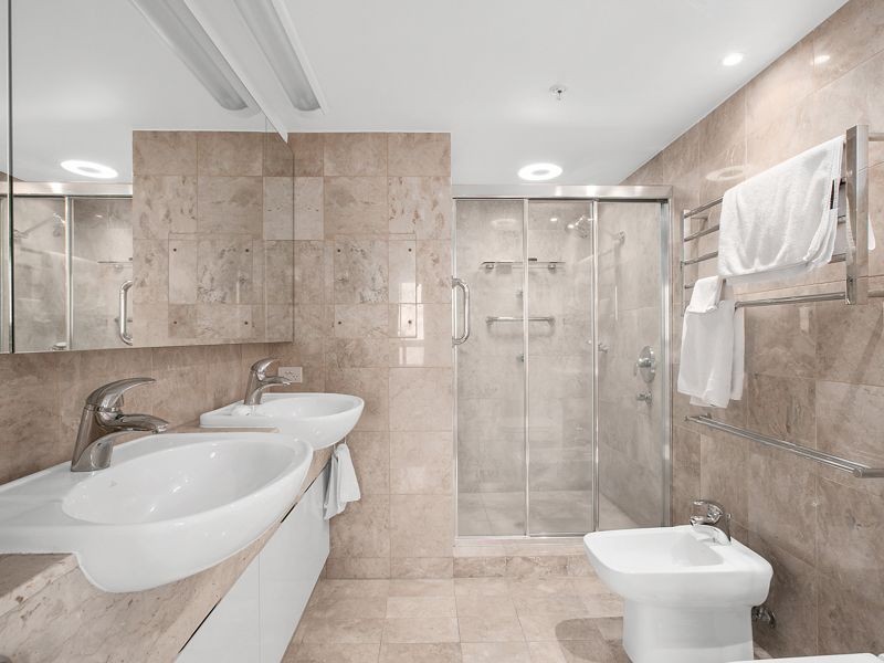 14/3510 Main Beach Parade, Main Beach QLD 4217