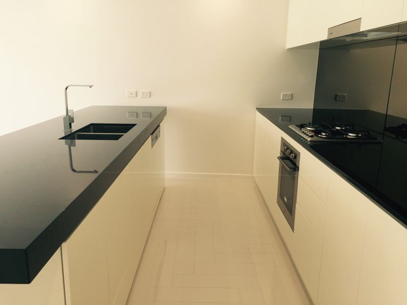 40 Theatre Drive, Benowa QLD 4217