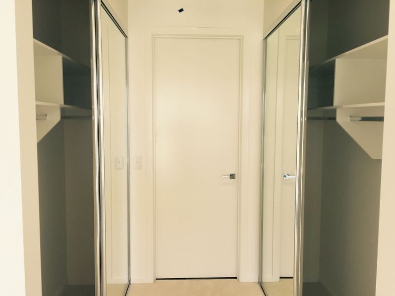 40 Theatre Drive, Benowa QLD 4217