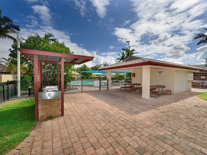 37/128 Benowa Road, Southport QLD 4215