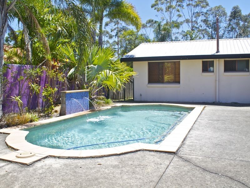 222 Ashmore Road, Benowa QLD 4217