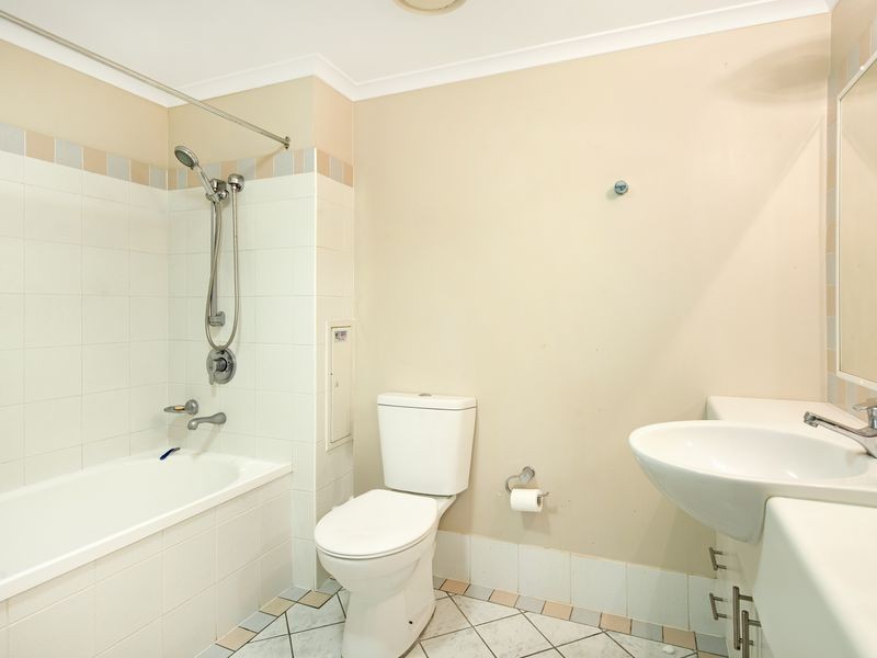 226/1 Paradise Island, Surfers Paradise QLD 4217