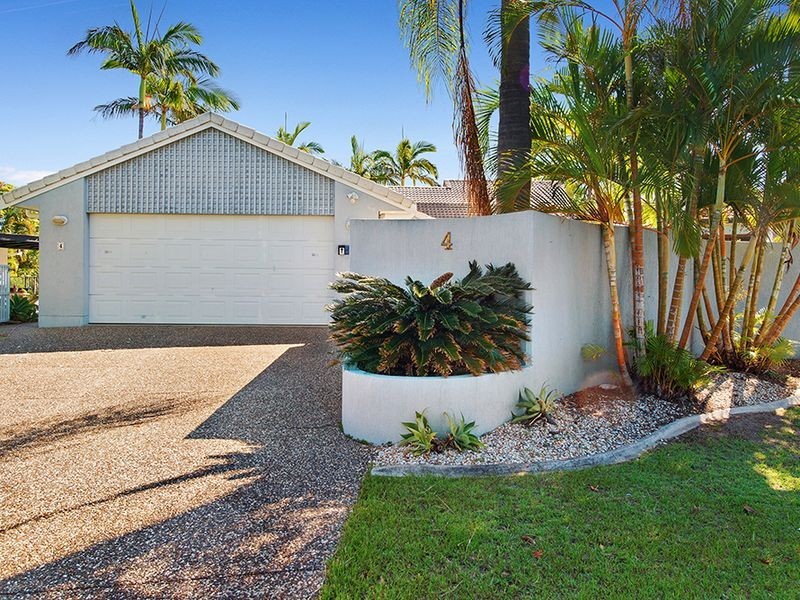 4 Ibis Court, Sorrento QLD 4217