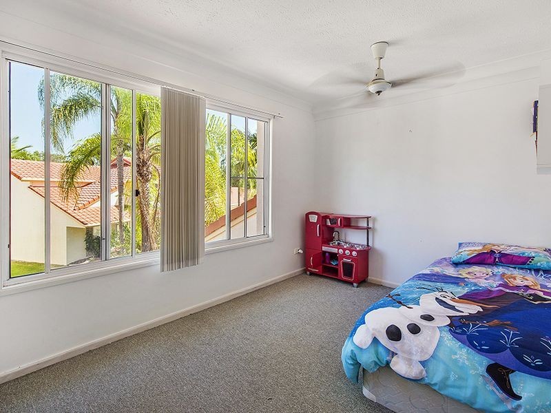 4/51 Cottesloe Drive, Robina QLD 4226
