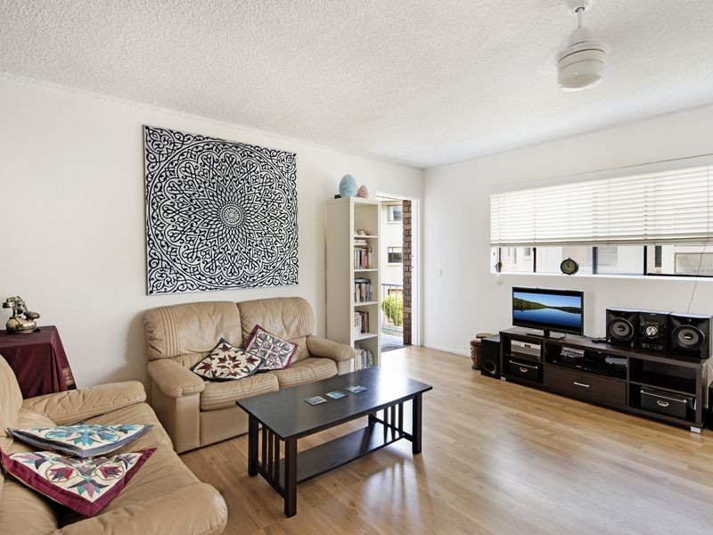 10/11 Old Burleigh Road, Surfers Paradise QLD 4217