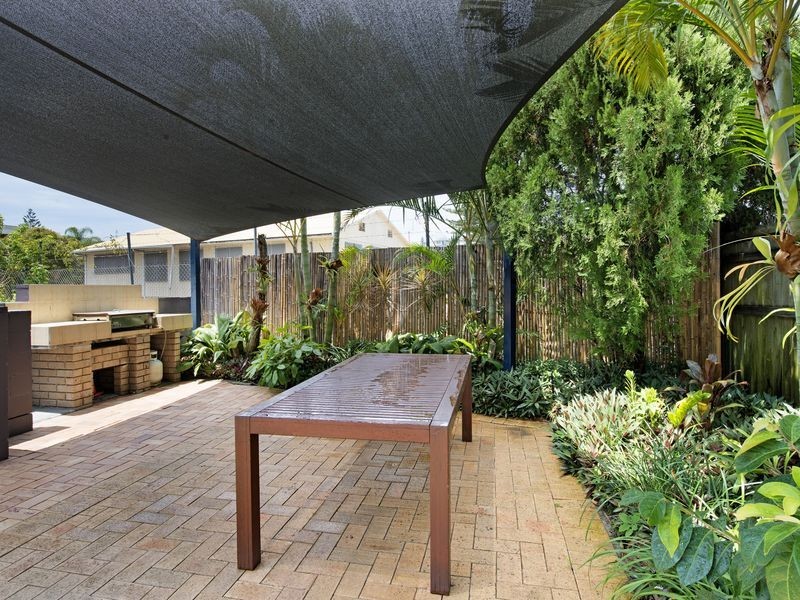 10/11 Old Burleigh Road, Surfers Paradise QLD 4217