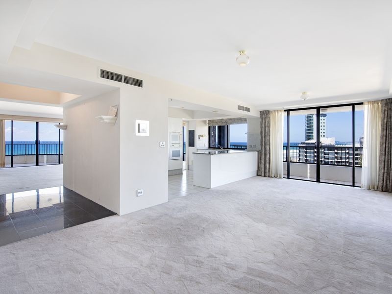 27/3510 Main Beach Parade, Main Beach QLD 4217