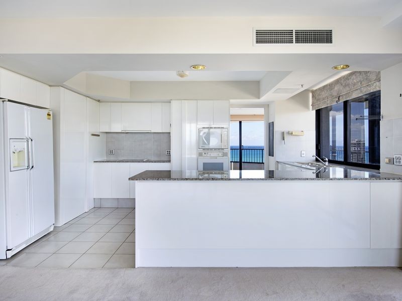 27/3510 Main Beach Parade, Main Beach QLD 4217