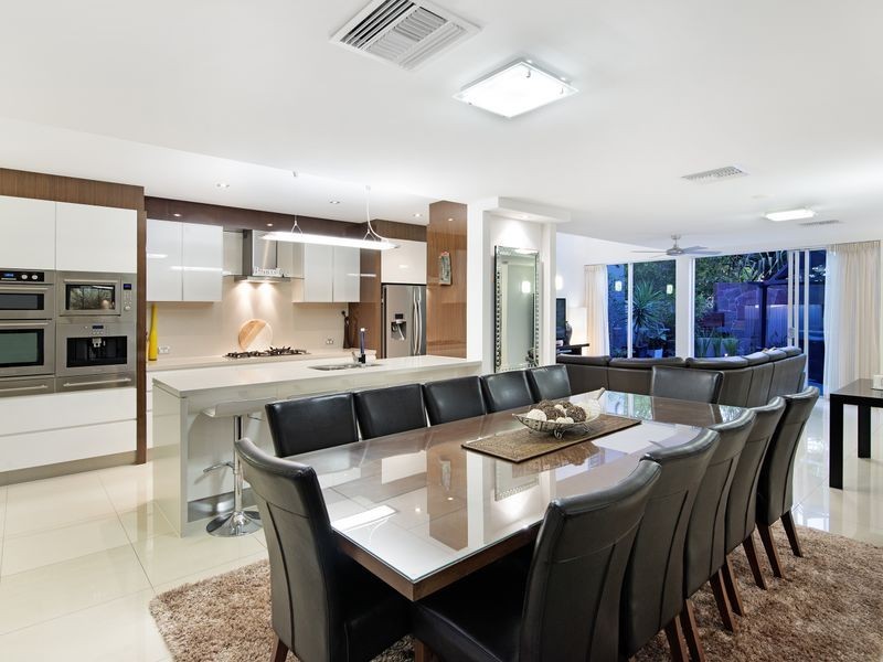 1/56 Stanhill Drive, Chevron Island QLD 4217