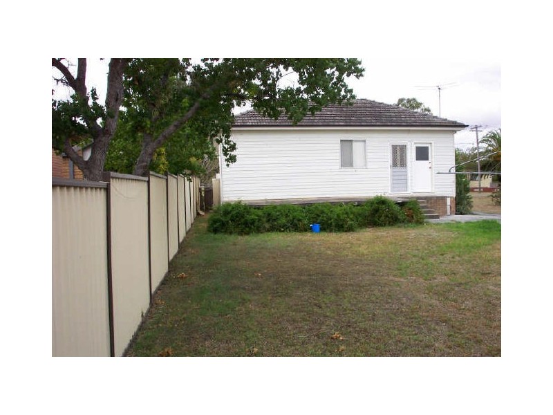 13 Roland Avenue, Liverpool NSW 2170