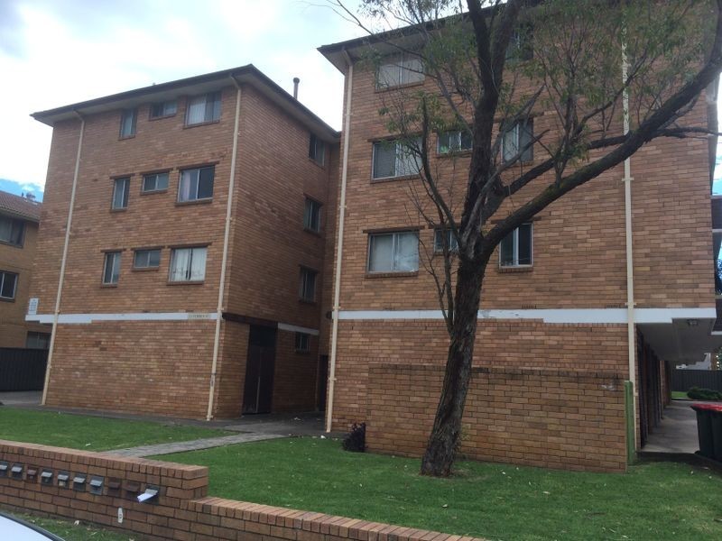 24/13 Forbes Street, Warwick Farm NSW 2170
