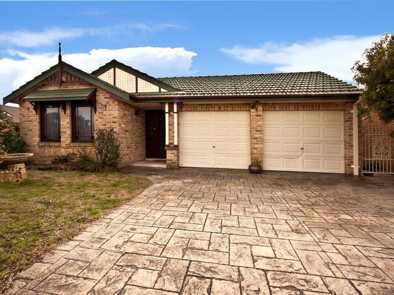 Wattle Grove NSW 2173